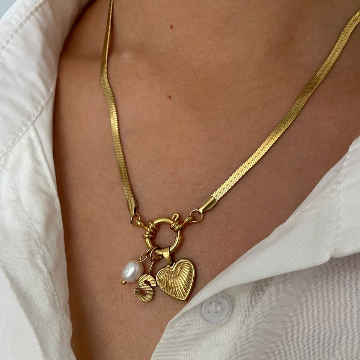 Juliette Sculpt Initial Pendant