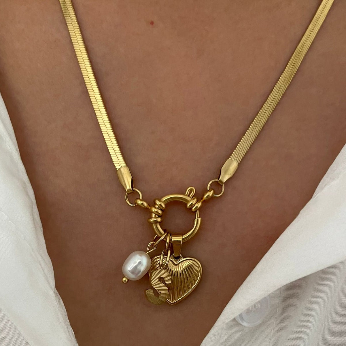 Juliette Sculpt Initial Pendant